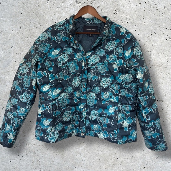 Lands' End Other - LANDS’ END YOUTH GIRLS DOWN COAT JACKET QUILTED PUFFER BLUE FLORAL Size XL 18